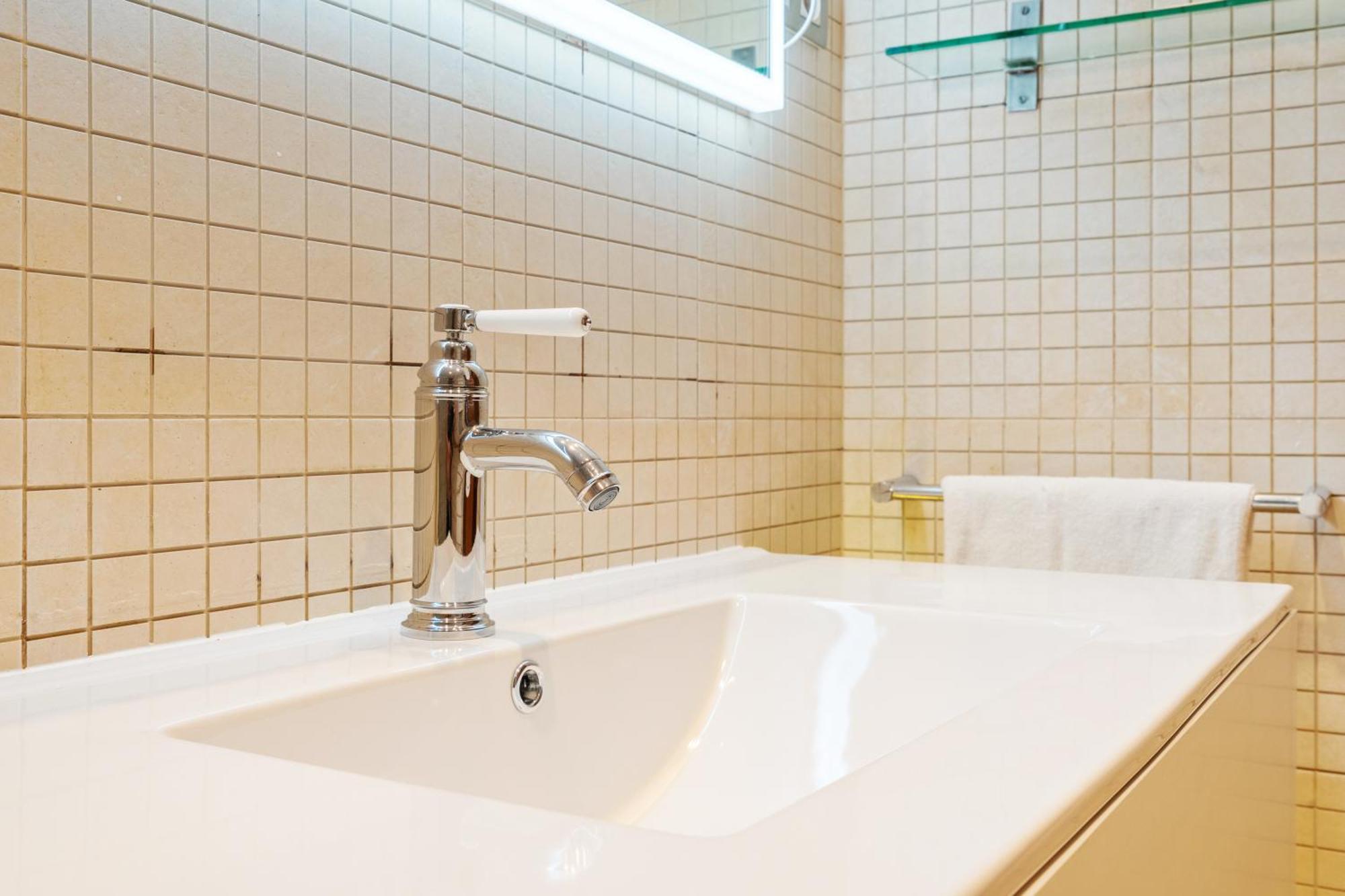 Appartement Quiet, Vibrant 2 Bedroom In Pedestrian Eixample *