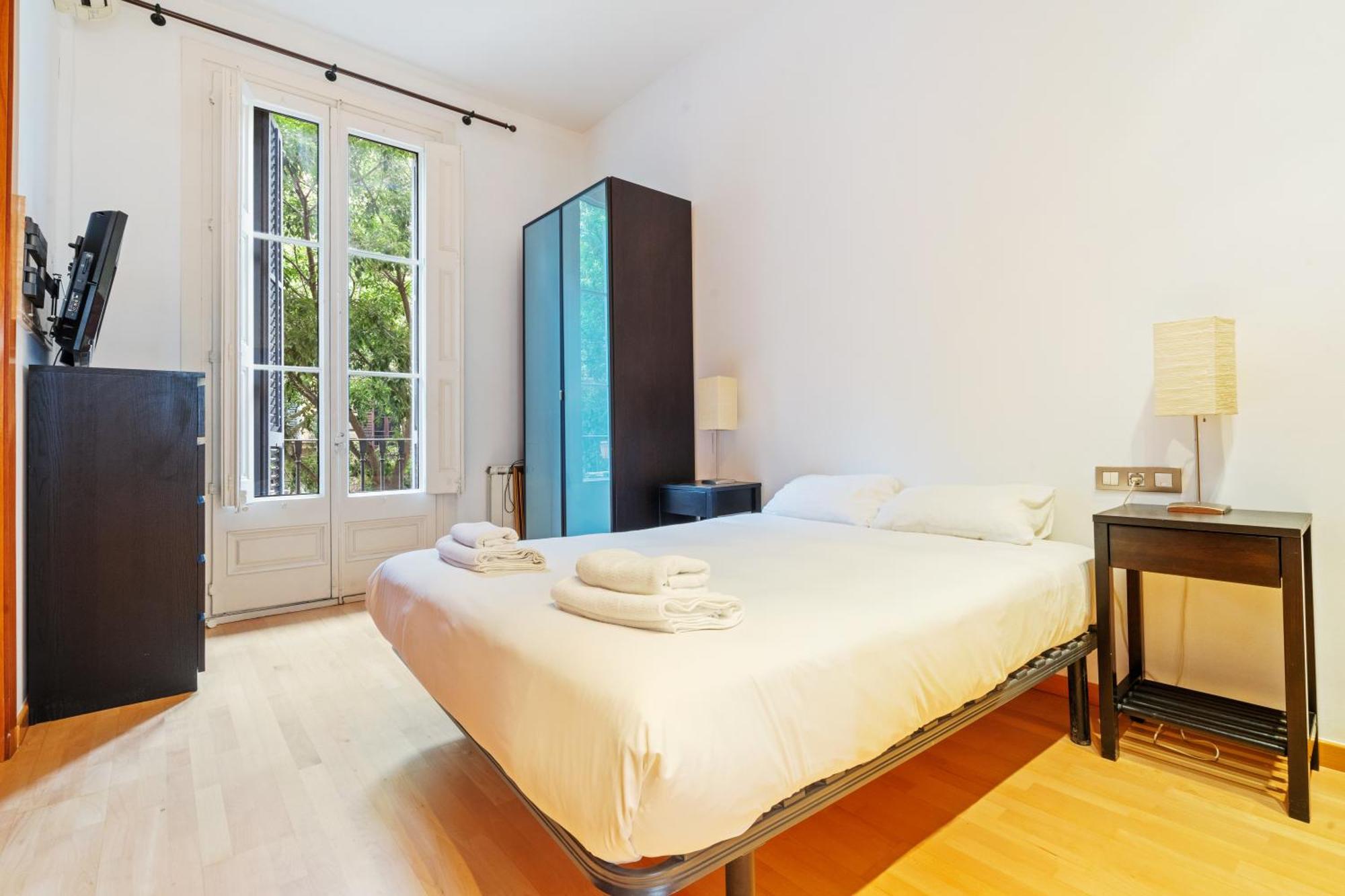 Quiet, Vibrant 2 Bedroom In Pedestrian Eixample * Barcelone