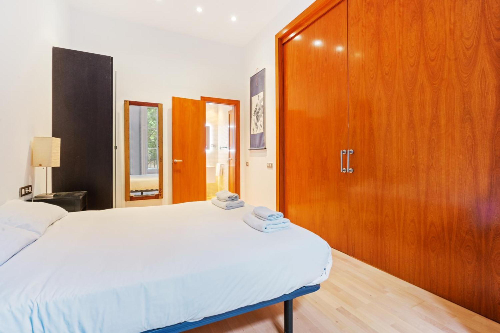 Appartement Quiet, Vibrant 2 Bedroom In Pedestrian Eixample