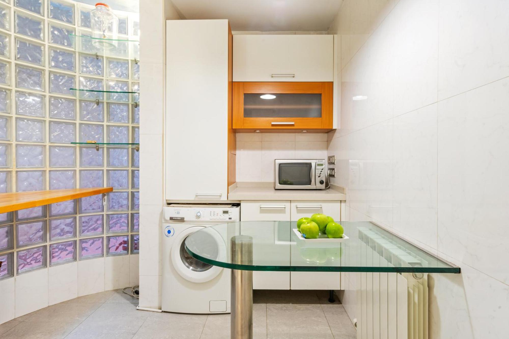 Appartement Quiet, Vibrant 2 Bedroom In Pedestrian Eixample *